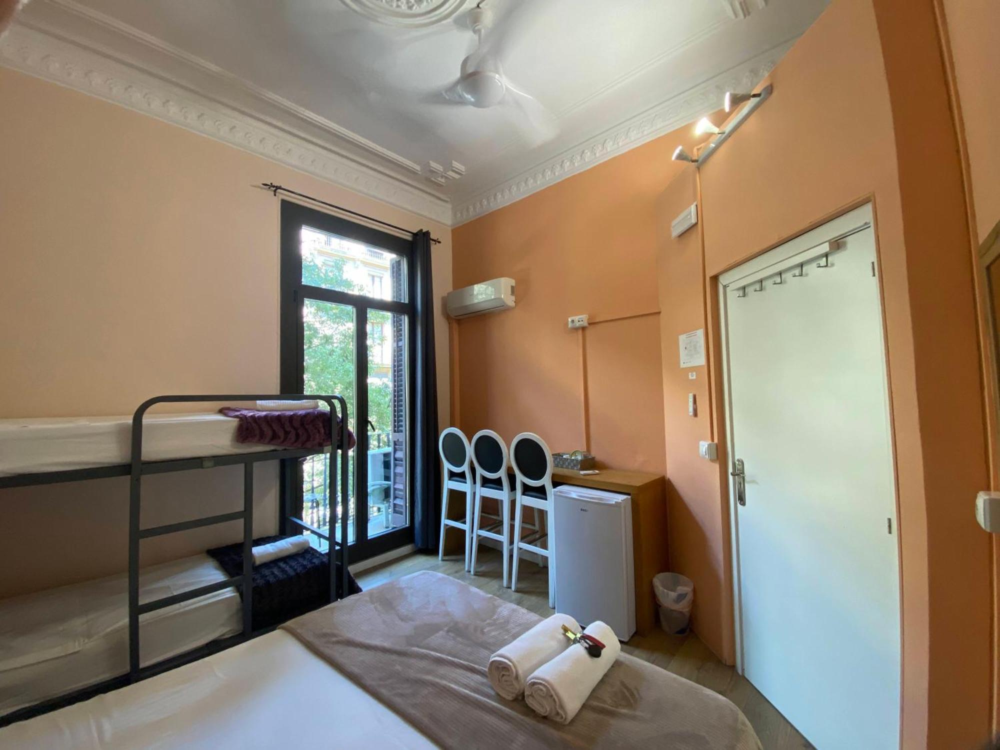Sant Antoni Hostal, Sustainable Tourism Barcelona Exterior foto